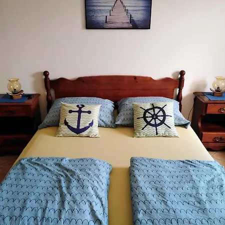 Rock & Roll 3* روفينج