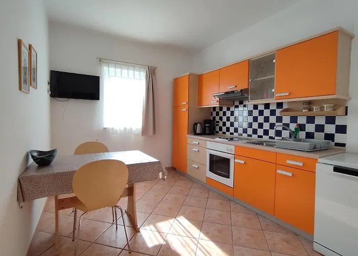 Gostinjska kuća Rock & Roll 3*